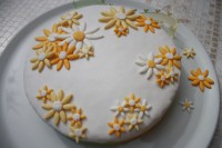 /album/fotogaleria/tarta-fondant-flores-jpg1/